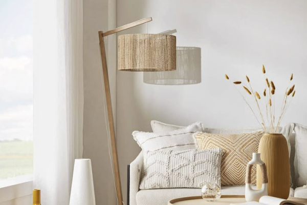Rattan-Infused Floor Lamp: A Stylish Addition to Any Space